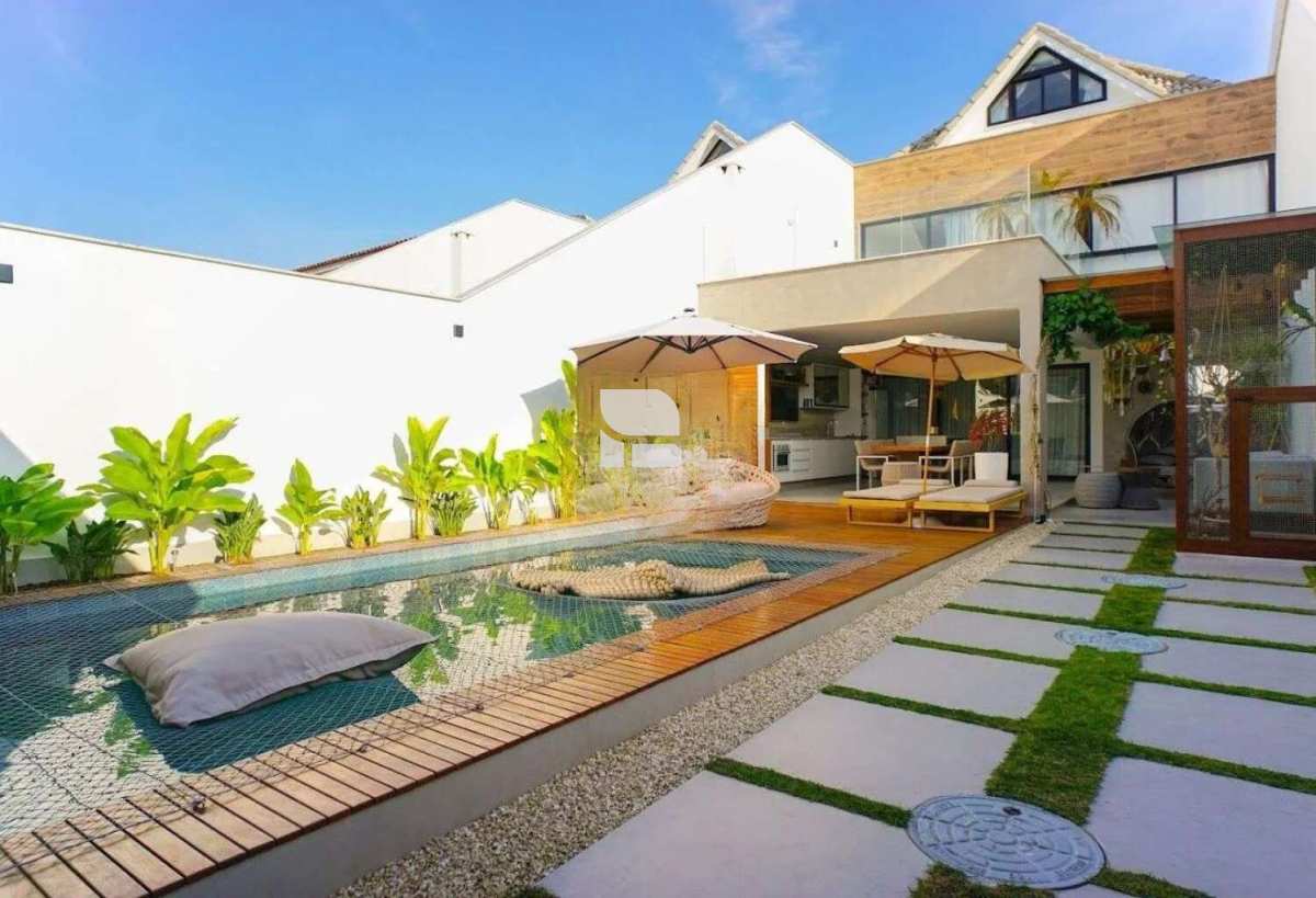 Casa à venda com 5 quartos, 312m² - Barra da Tijuca,Rio de Janeiro