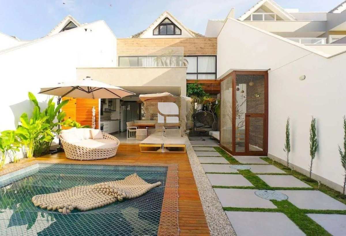 Casa à venda com 5 quartos, 312m² - Barra da Tijuca,Rio de Janeiro