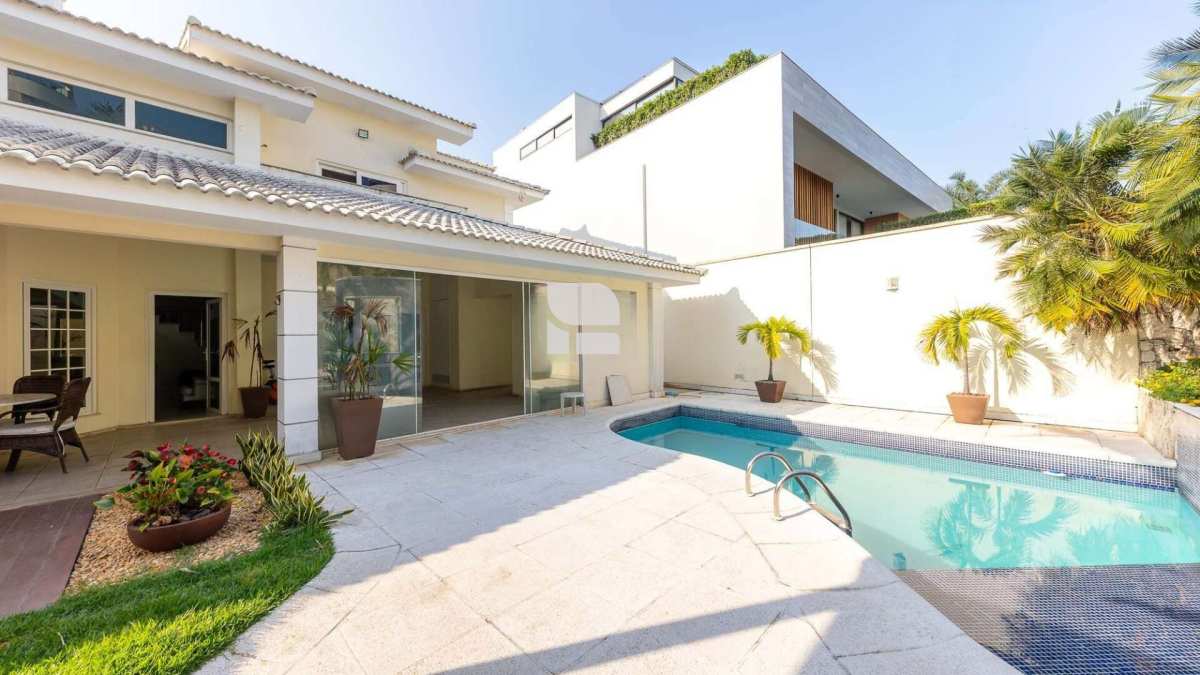Casa à venda com 5 quartos, 612m² - Barra da Tijuca,Rio de Janeiro